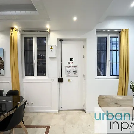 Apartment 80 - Cinema Sebastopol *