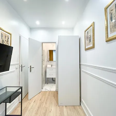 Lägenhet 80 - Cinema Sebastopol *