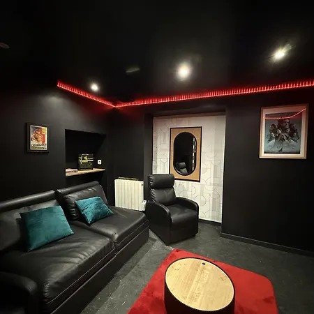 Apartamento 80 - Cinema Sebastopol